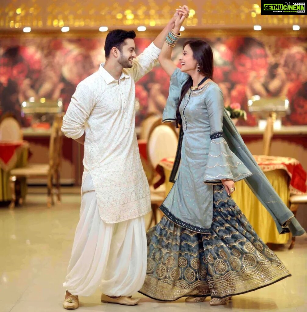 Anupriya Kapoor Instagram - Love is a lot like dancing; you just surrender to the music. @anupriyak26