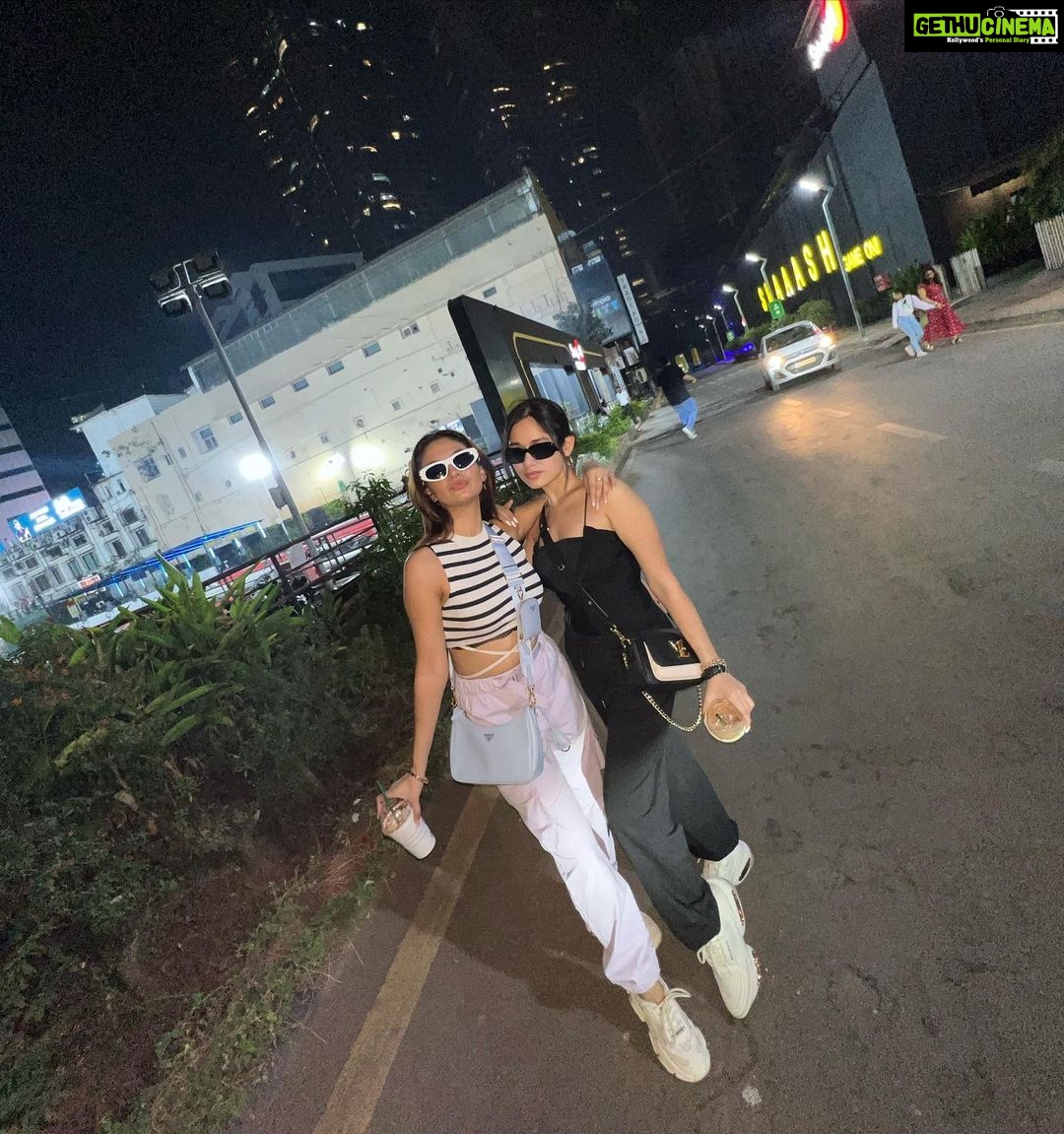 Anushka Sen - 1.2 Million Likes - Most Liked Instagram Photos