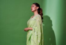 Anushka Sen Instagram - Livin la vida Saree 🧚 . Saree @asalabusandeep Styled by @stylingbyvictor @sohail__mughal___ Earrings @koharbykanika Assisted by @styleby_antara @ebthestypecoach Clicked by @kvinayak11 Makeup by @makeup.artist.anusha Hair by @hairbyprem Management @guunjanvm