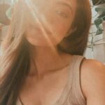 Anya Singh Instagram - Monday hues