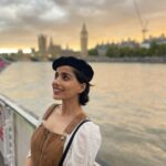 Aparnaa Bajpai Instagram – Walking around the city🚶‍♂️ London, United Kingdom