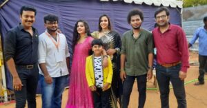Aravind Akash Instagram - ABIYUM NAANUM FAMILY 
#suntv #suntvserial #suntvserialactress #tamilcenima #tamilcinima