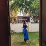 Archana Jois Instagram – Low starch body, starch rich saree. 🤪