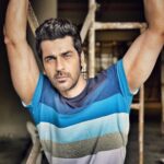 Arjan Bajwa Instagram - Perfection is -impossible Giving your best shot- possible. . . . . . . . . . . . . . . . . . . #friday #fridayvibes #tgif #ootd #instagram #instagood #instadaily #instareels #reels #trendingreels #trending #bollywood #bollywoodactor #actorslife #mensfashion #menswear #menshair #arjanbajwa