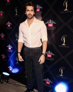 Arjan Bajwa Instagram - About Last Night…..
.
.
.
.
.
.
.
#party #partywear #aboutlastnight #nightout #missuniverse #missuniverseindia #harnaazsandhu #madhurbhandarkar #nishajamvwal #bollywood #partytime #actorslife #fitness #fitnessmotivation #mensfashion #menswear #menstyle #instagood #instagram #insta #instapic