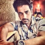 Arjan Bajwa Instagram - Toughness is in the soul & Spirit , not in muscles … HAPPY SATURDAY! . . . . #saturday #arjanbajwa #mood #motivation #trendingreels #trending #instagram #instagood #instadaily #bollywood #bollywoodactor #actorslife #80smusic @casio.india #gangster #mensfashion #menswear #mensstyle #menshair