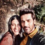 Arjan Bajwa Instagram – कभी कभी आपकी ज़िंदगी में लोग आते हैं, आपकी ज़िंदगी को पूरे तरीके से बदलने के लिए! 
.
Thank you my brother @siddharthpmalhotra  for choosing me to play Tahir Wazir, @sapnamalhotra01 for all your care and affection thanks brother @kavishsinha for casting me ..Thank you to my director, my friend , my brother @mukulabhyankar for being an amazing director to work with ,thank you @aryacam for making me look my best ..
Congratulations and big thanks to 
@shrutzhaasan for my being my amazing costar 
@mithunchakrabortyofficial sir for your kindness and blessings 
@gauaharkhan for all the warmth and fun we have for years
 @sonalee18588 🤗
Thanks @satyajeetdubey brother 🤗 @suchipillai (Fashion to Bestseller) 
My friend @virafpp 🤗
@rajupsingh @ravisubramanian70 
@primevideoin for bringing out a fabulous story to life on screen 🙏🏻
.
Big thank you to all the crew working behind the scenes to make #Bestseller come alive on screen , you guys have been a dream team . 

Thank you to everyone who has watched rather binged watched our labour of love and for those of you who haven’t …watch #bestselleronprime on @primevideoin now ….
@alchemyfilmsprivatelimited #raajmehta @dyutig #anvitadutt #altheakaushal for writing this amazing story ! 
.