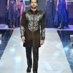 Arjan Bajwa Instagram – Walked the ramp at Pune Fashion Week, displaying Nivedita Saboo’s 2018 Spring Summer Collection – Interstellar, an ode to the superhero within. It was indeed a fun evening!
@niveditasaboocouture @punefashionweekofficial 📷 @jigneshmistrypune 
#FashionWeek #PuneFashionWeek #Rampwalk #ramp #mensfashion #superhero #collection #springsummer #2018 #showcase #model #designerwear #actor #bollywoodstyle