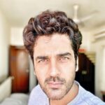 Arjan Bajwa Instagram - Woke up like this #saturday . . . . . . #saturdaynight #bollywood #bollywoodactor #actorslife #instagood #instagram #instamood #instalike #mensfashion #menswear #mensstyle #potrait #selfie #sunlight #hazeleyes