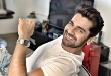 Arjan Bajwa Instagram - If u see someone without a smile , give them one of yours … I think @casio.india @gshock_casio_official should consider me for their brand 😆 . . . . . . . . #arjanbajwa #bollywood #bollywoodactor #actorslife #potrait #mensfashion #menswear #menshair #instagood #instadaily #instagram #instalike #instaquotes #saturday #saturdayvibes #saturdaymood @moncler