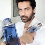 Arjan Bajwa Instagram – Life is not a matter of chance but a  choice,I choose to rule mine with @dolcegabbana K’s authentic and captivating fragrance by my side..

Adorned with a handcrafted crown bottle cap, certainly holds a special place in my fragrance collection…

Get yours at Parcos.com.
.
#dgbeauty #kbydolcegabbana #ownyrcrown👑 #arjanbajwa #fragrance #instagood #instafragrance #mensfashion #menswear #mensstyle #saturday #saturdaynight #happymensday