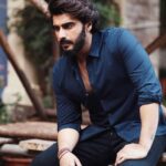 Arjun Kapoor Instagram – पोर्टफोलियो वाले पोज़ 💁🏻‍♂️