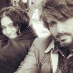 Arjun Kapoor Instagram – Snow Day with @bhumipednekar 
The Lady & The Ladykiller
#selfieking #shootlife #manali #itsavibebabe #theladykiller #throwbacktuesday Rohtang Pass