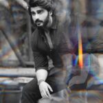 Arjun Kapoor Instagram – पोर्टफोलियो वाले पोज़ 💁🏻‍♂️