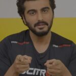 Arjun Kapoor Instagram – Bachpan se hi chocolate has been my weakness, but now it’s my biggest strength!
Kyuki mujhe mil gaya hai @scitronpro ka Advance Whey with Milk Chocolate flavour!

Toh ab apni chocolate cravings ko mat maaro yaar.
#Trykar Scitron Advance Whey and use code: AK10 for an additional discount only on www.scitron.com

Apni Advance bann-ne ki journey share karo & tag @scitronpro and get a chance to win Advance Whey from Scitron!