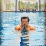 Arjun Kapoor Instagram – Peek A Boo 👻 !!! Alibaug