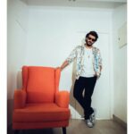 Arjun Kapoor Instagram - Bring it on, Monday. This is how I am facing you. 😎 📷 @bharat_rawail 🕺🏽@zunailimalik
