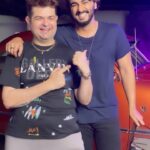 Arjun Kapoor Instagram - ❤️📸🗓 #btswithdabboo with The Rockstar Arjun @arjunkapoor For #dabbooratnanicalendar 2022 🕺🏼🎬🎞 Photography @dabbooratnani Assisted By @manishadratnani Makeup @vickybanatkar Hair @aalimhakim 💙 Aalim Bhai Styling @the.vainglorious 💙 Priyanka & Kazim Team Arjun @suchetamalpani @yashrajfilmstalent Team Dabboo @kiararatnani @myrahratnani @shivaanratnani Location Courtesy @yrf 🙏🏼 Camera @fujifilmxindia Lights @godoxindiaofficial Production @dabbooratnanistudio Car @automania.india #dabbooratnani #arjunkapoor #dabbooratnaniphotography #dabbooratnanicalendar2022 Yrf Studios Andheri