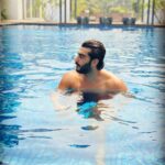 Arjun Kapoor Instagram - Peek A Boo 👻 !!! Alibaug