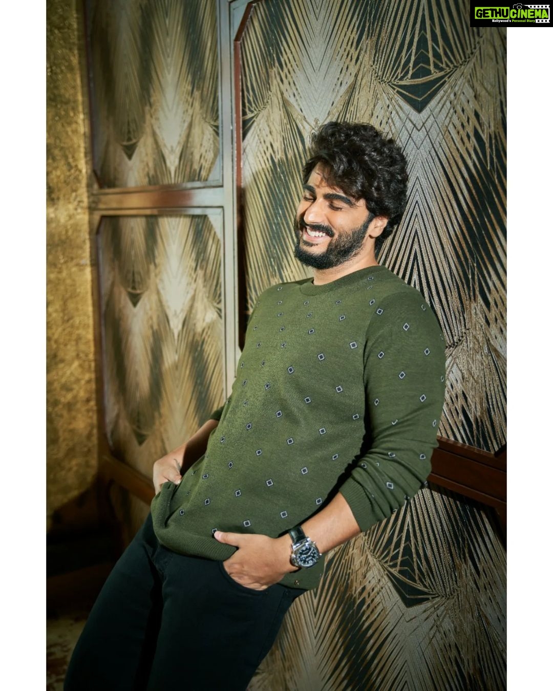 Arjun Kapoor Instagram - Don't really worry about my scene, because my vibe is Ever-Green. 😎