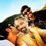 Arjun Kapoor Instagram - Chalo abhi forever wala rishta confirmed hai congratulations to Luv & Alisha officially finally & also I can post whatever little we remember from our time in Agra !!!! #photodump #yaarkishaadi #foreverlove Taj Mahal, Agra City
