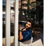 Arjun Kapoor Instagram - Getting into a bluemy mood. 🟦 📷: @bharat_rawail