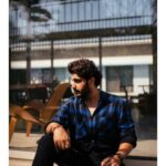Arjun Kapoor Instagram - Getting into a bluemy mood. 🟦 📷: @bharat_rawail