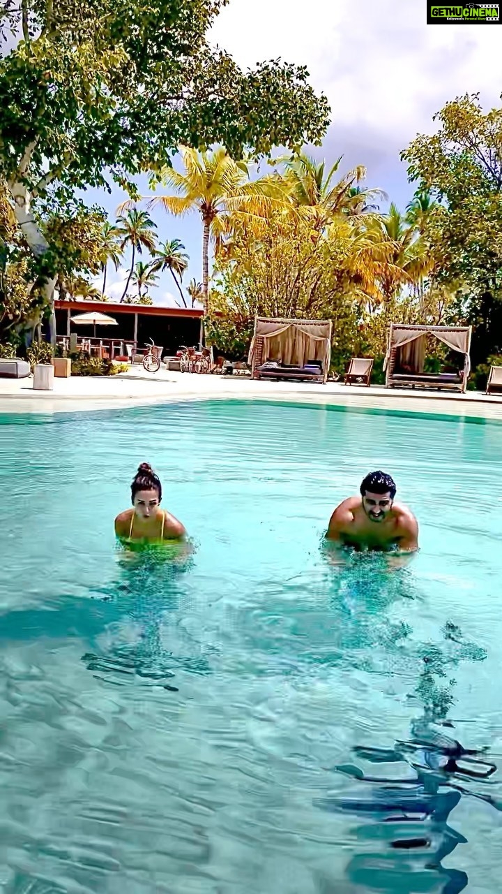 Arjun Kapoor - 454.1K Likes - When the girlfriend is a tougher taskmaster than your trainer !!!
Hey @drewnealpt I’m working out even on holiday at the @patinamaldives thanks to @malaikaaroraofficial !!! 🙄😛💪