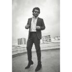 Arjun Kapoor Instagram - Living life in Monochrome 🖤