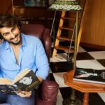 Arjun Kapoor Instagram - Style is very personal and there are very few brands that understand the essence of style and comfort. Nautica‘s latest collection is a mix of all my favourite outfits, fits and colours. Shop my favourite styles from #FallHoliday collection in @nautica.in stores near you, on @myntra & @flipkart. #FallHoliday #AKXNAUTICA #NauticaFallHolidayCollection @nautica #SpareMomentsByNautica