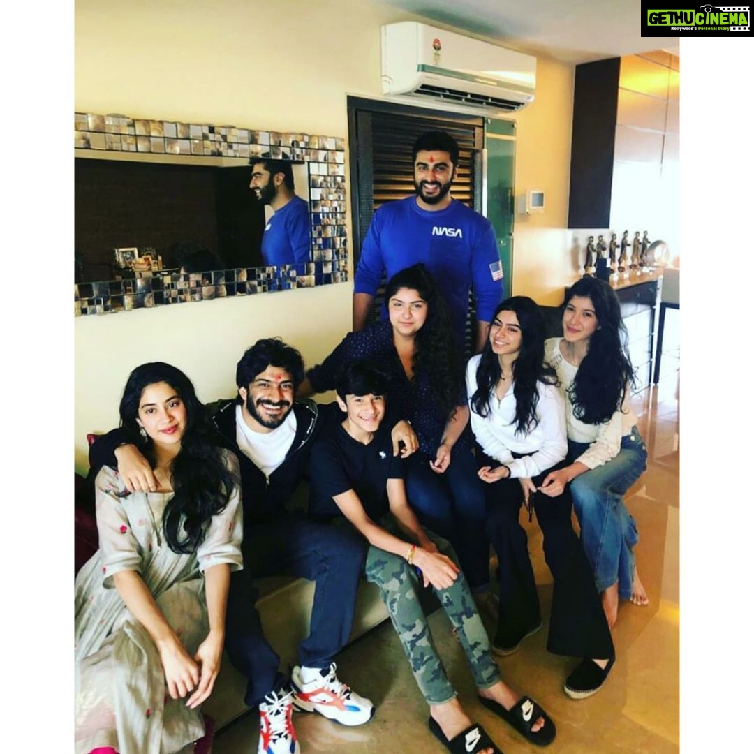 Arjun Kapoor - 339.7K Likes - So last week one of my sisters got married & it made me realise that how quickly life changes !!! So many variables & possibilities on the horizon for all of us, but what keeps us grounded always is one constant - Brothers & Sisters.
As long as I can remember my siblings have been everything in my life & may that always continue... Here’s to my brothers & sisters - Happy RakshaBandhan. Love you all.
@anshulakapoor @rheakapoor @sonamkapoor @janhvikapoor @khushi05k @shanayakapoor02 @antara_m @mohitmarwah @karanboolani @harshvarrdhankapoor @jahaankapoor26 @akshaymarwah22 @anandahuja
#Photodump #ThrowBack