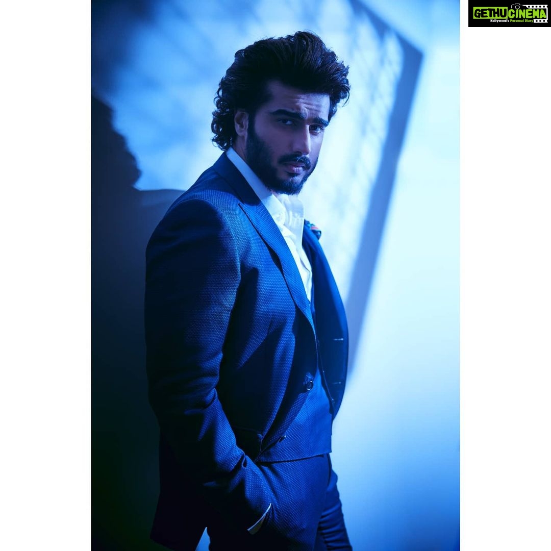 Arjun Kapoor Instagram - Today is a good day to slay 😎☺️