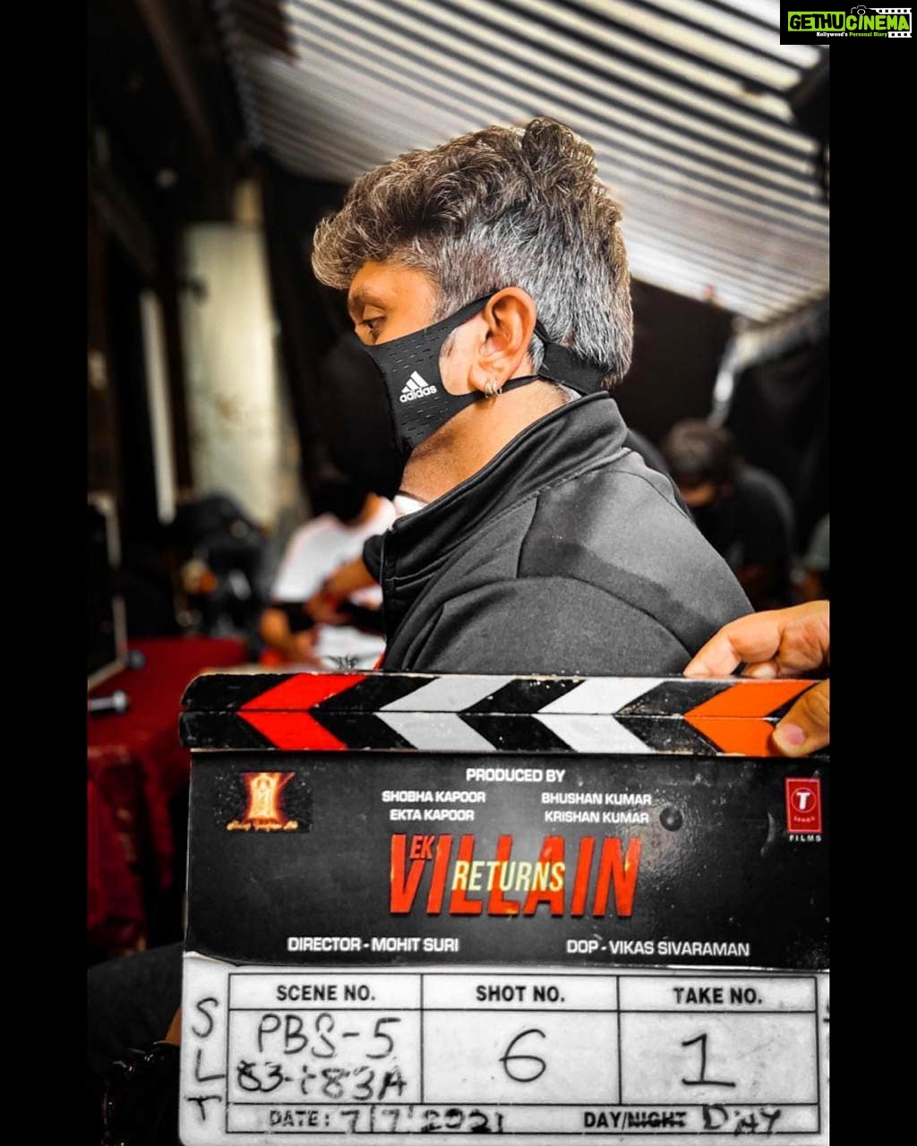 Arjun Kapoor Instagram - Villain Mode On! #EkVillainReturns shoot resumes @ektarkapoor #BhushanKumar @mohitsuri @shobha9168 @ruchikaakapoor @thejohnabraham @dishapatani @tarasutaria @amulvmohan @balajimotionpictures @tseriesfilms @tseries.official #BalajiMotionPictures