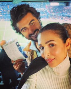 Arjun Kapoor Instagram - Ticked off the bucket list thanks to everyone at Chelsea FC... being able to take her to a @chelseafc game at the bridge !!! 
We won 3-0 & I had someone next to me to celebrate it with !!! (swipe right) 😉 
@malaikaaroraofficial