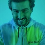 Arjun Kapoor Instagram - I love Holi for it's memories, food & music! Which is why I’m so glad to be a part of the first ever @spotifyindia Reels Holi Dance Party! Why don’t you join me? All you have to do is tap the 3 dots on Spotify, to send your friends the Holi Ke Rang playlist, and get your #SpotifyWaliHoli started! Don’t forget to groove together on Reels and tag us. Some of the best Reels will be showcased on Spotify’s stories! #loverunsdeep #holionreels #holi2021 #feelitreelit