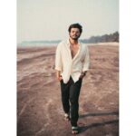 Arjun Kapoor Instagram – Do I love the beach? Fo shore! 🤓