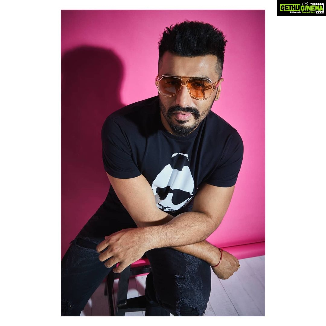 Arjun Kapoor Instagram - फ़ोटो मिली, अच्छी लगी, पोस्ट कर दी|