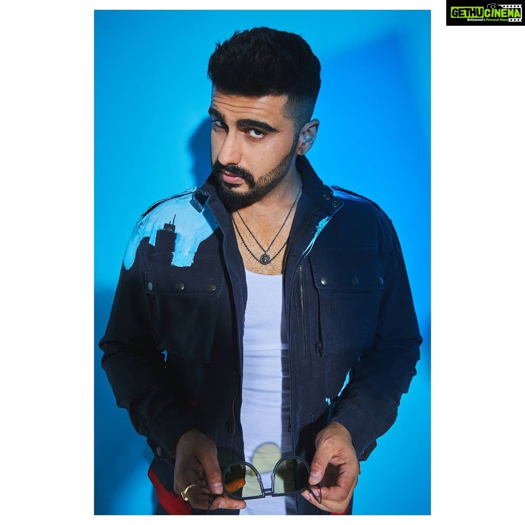 Arjun Kapoor Instagram - #MondayBlues, whaaaat?! 😏