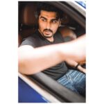 Arjun Kapoor Instagram - The no look pose 👀