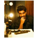 Arjun Kapoor Instagram - Vanity में Vanity 😉 📷