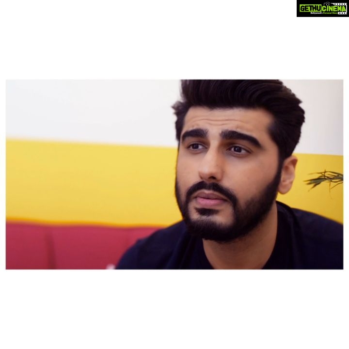 Arjun Kapoor Instagram - I am a part of The Blue army! 🔵😉 Now that my fantasy team is finally ready ahead of the game, I am all geared up for the upcoming Chelsea vs Manchester United battle. It's your turn now! Download the Twelfth Man app from twelfthman.io, create your fantasy team for this action-packed clash and let's win together! 🤜🤛 @twelfthmanofficial #LiveTheGame #TwelfthMan