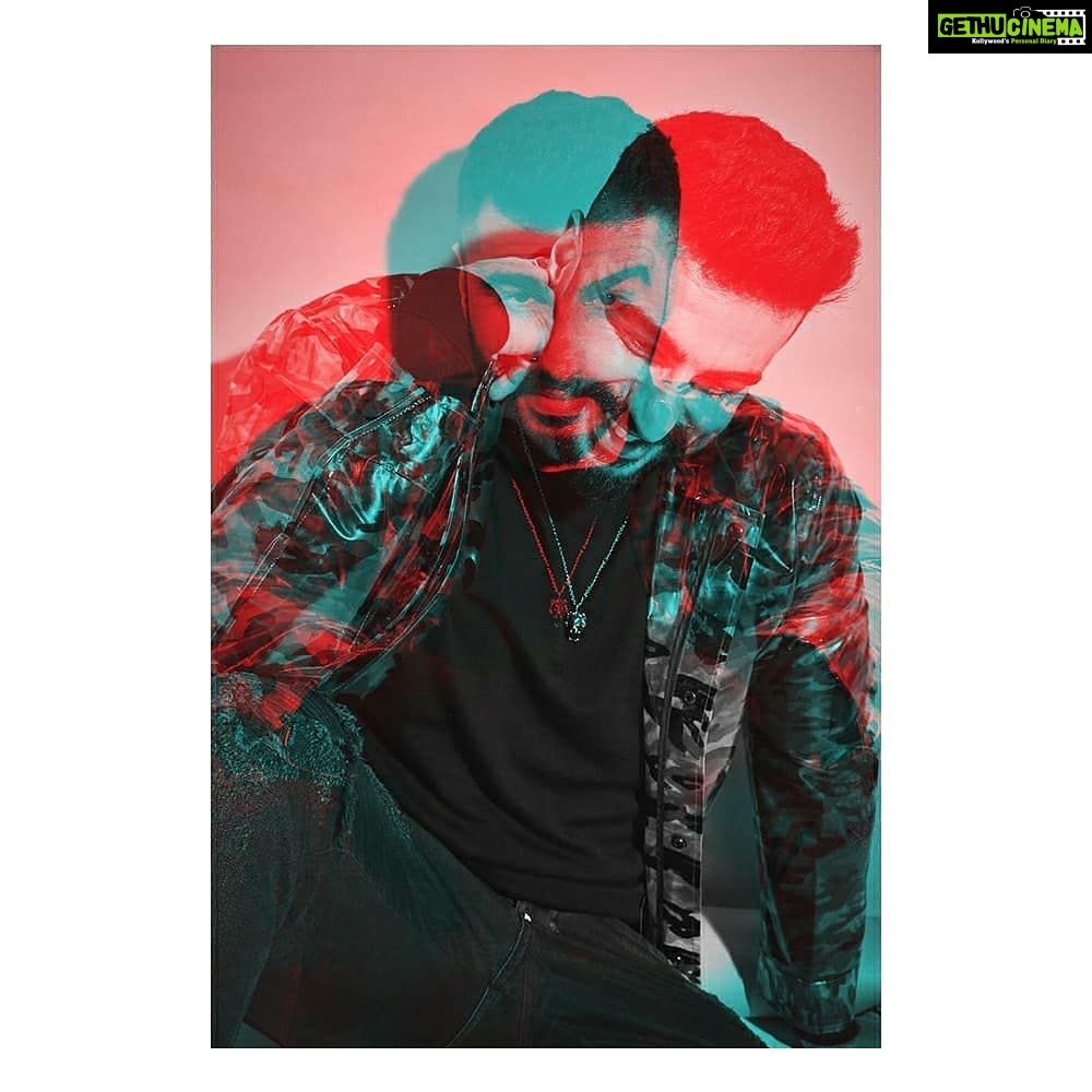 Arjun Kapoor Instagram - Now you see me, now you don't 👀 #ThrowBack