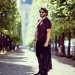 Arjun Kapoor Instagram - The Lone Ranger... #throwback #paris