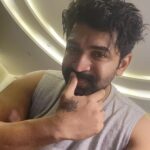 Arun Vijay Instagram – Behind all my hard-core actions you’ll see on screen there are plenty of bruises like these… But still love doing my own stunts..😉 Wait for the next on screen..💪🏽 
Luv you all..❤️
#AchchamEnbadhuIllayae 
#actorslife #nothingcanstop