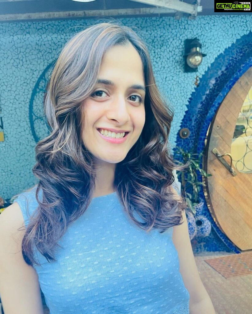 Arushi Sharma Instagram - Great hair doesn’t happen by chance, It happens by appointment 💇‍♀🤷‍♀✂ thanks to the sweetest @maisalonbandra You’re simply the best. MAI Salon