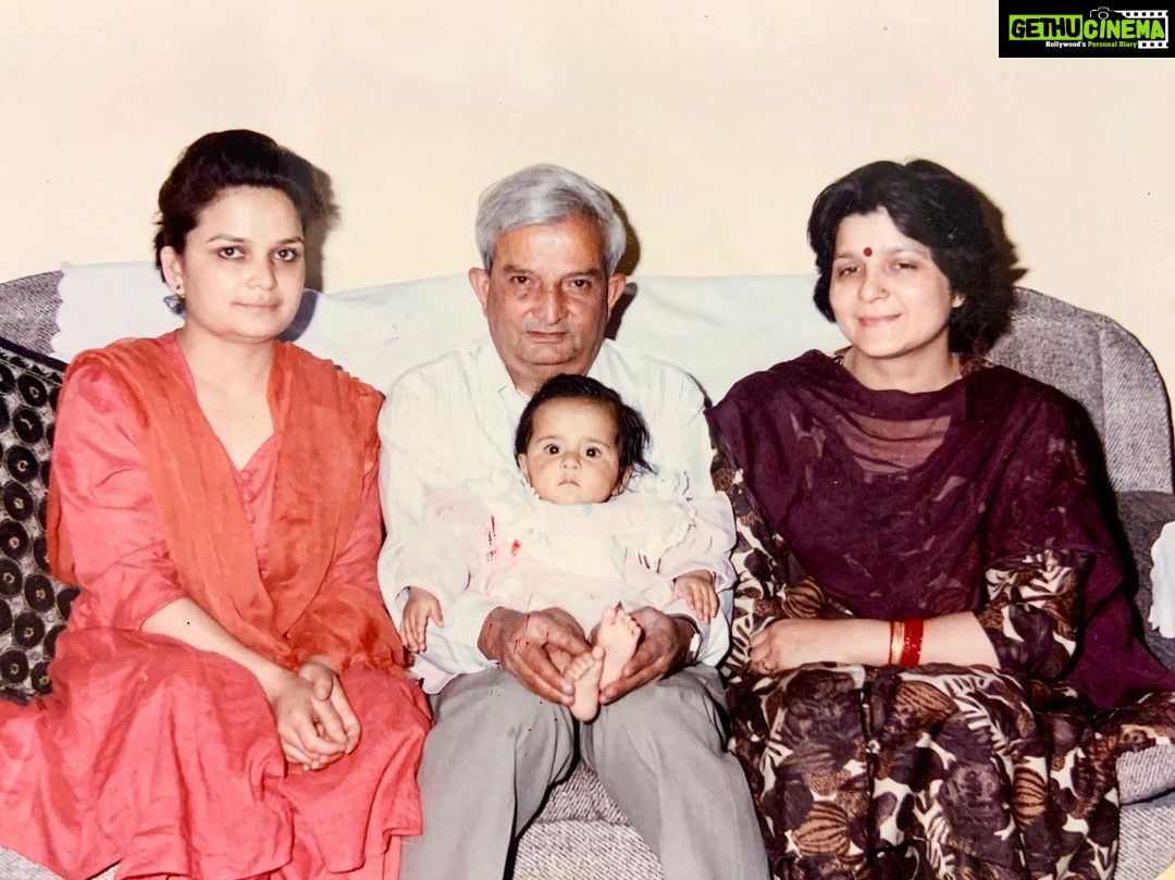 Arushi Sharma Instagram - Happy Mother's day ma. Thank you for teaching me everything i know. I love you to pieces❤️