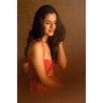 Arushi Sharma Instagram - Clementine🍊 . . . . . . 📸 @devsphotographyofficial Outfit by @rheapillairastogi Styling @peushasethiastyling. Makeup and hair- @makeupbysmita