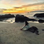 Arushi Sharma Instagram - Sunsets 🌅 and old hindi songs 🎶 can heal everything. Agonda beach