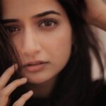 Ashika Ranganath Instagram - Mallige hooooooooooove 🌸
