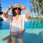 Ashika Ranganath Instagram - @kayak_in #thailand #staycation